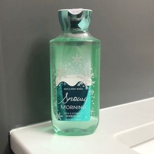 Snowy Morning bath and body works shower gel